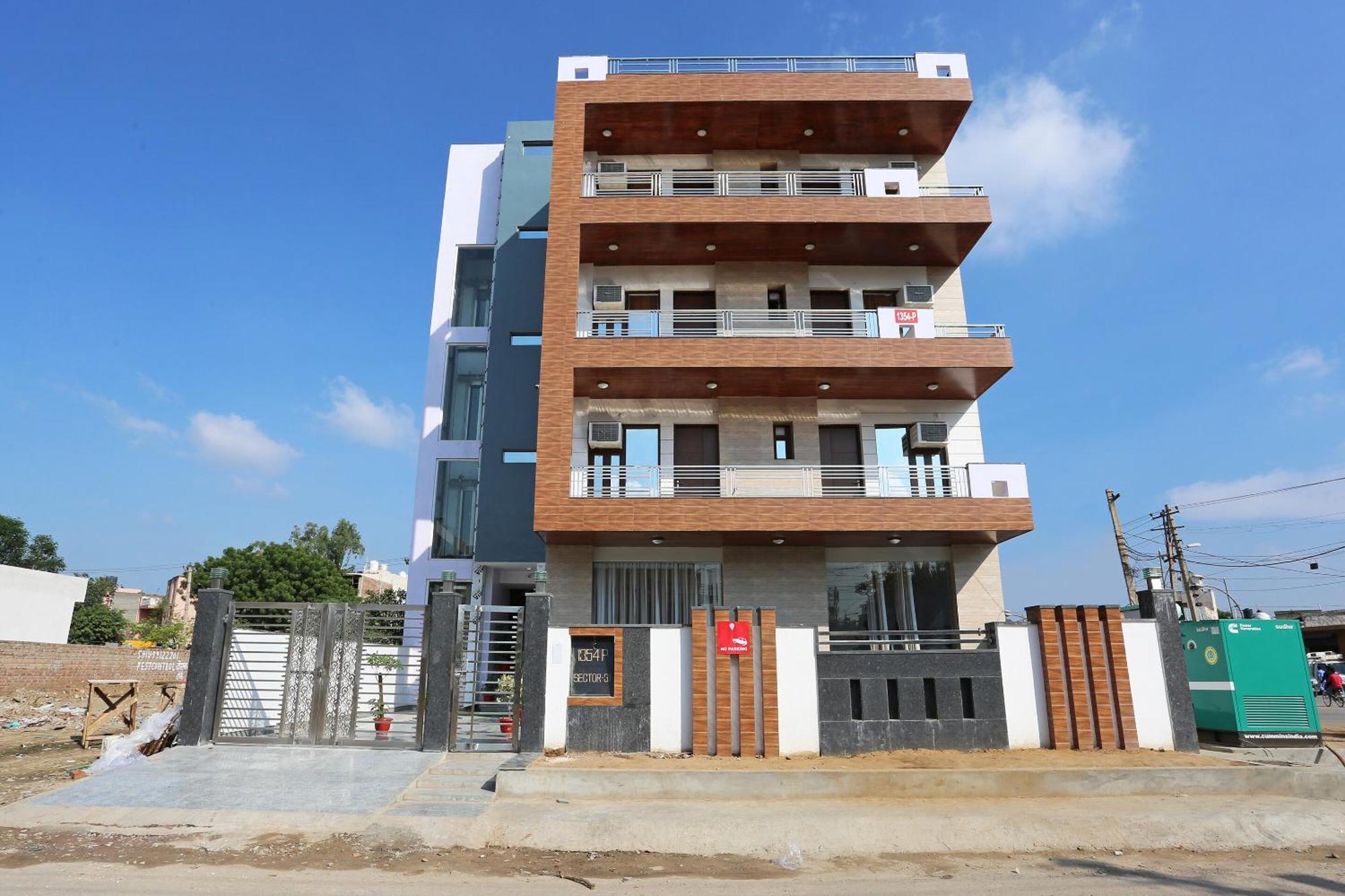Hotel O Green Residency Near Appu Ghar Gurgaon Esterno foto